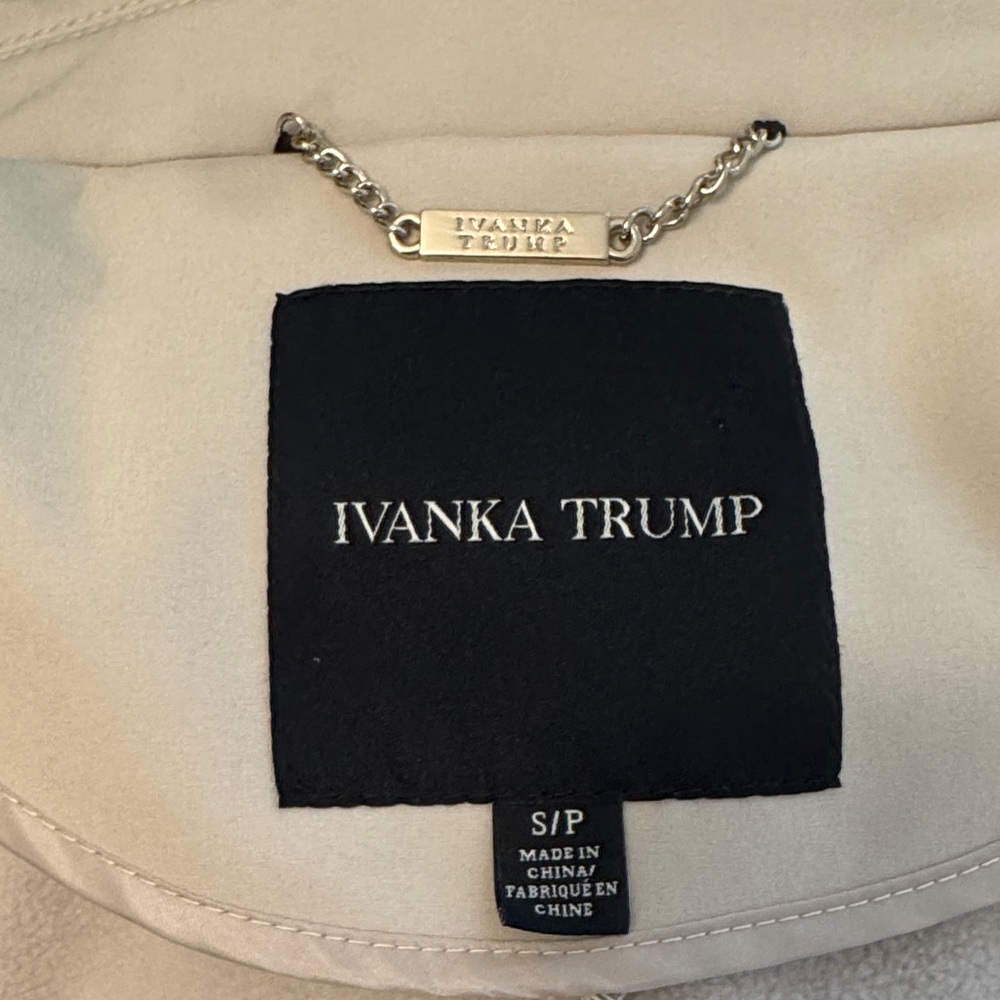 Ivanka Trump Cream Trench Coat with Dark Brown Collar - Picture 5 of 5